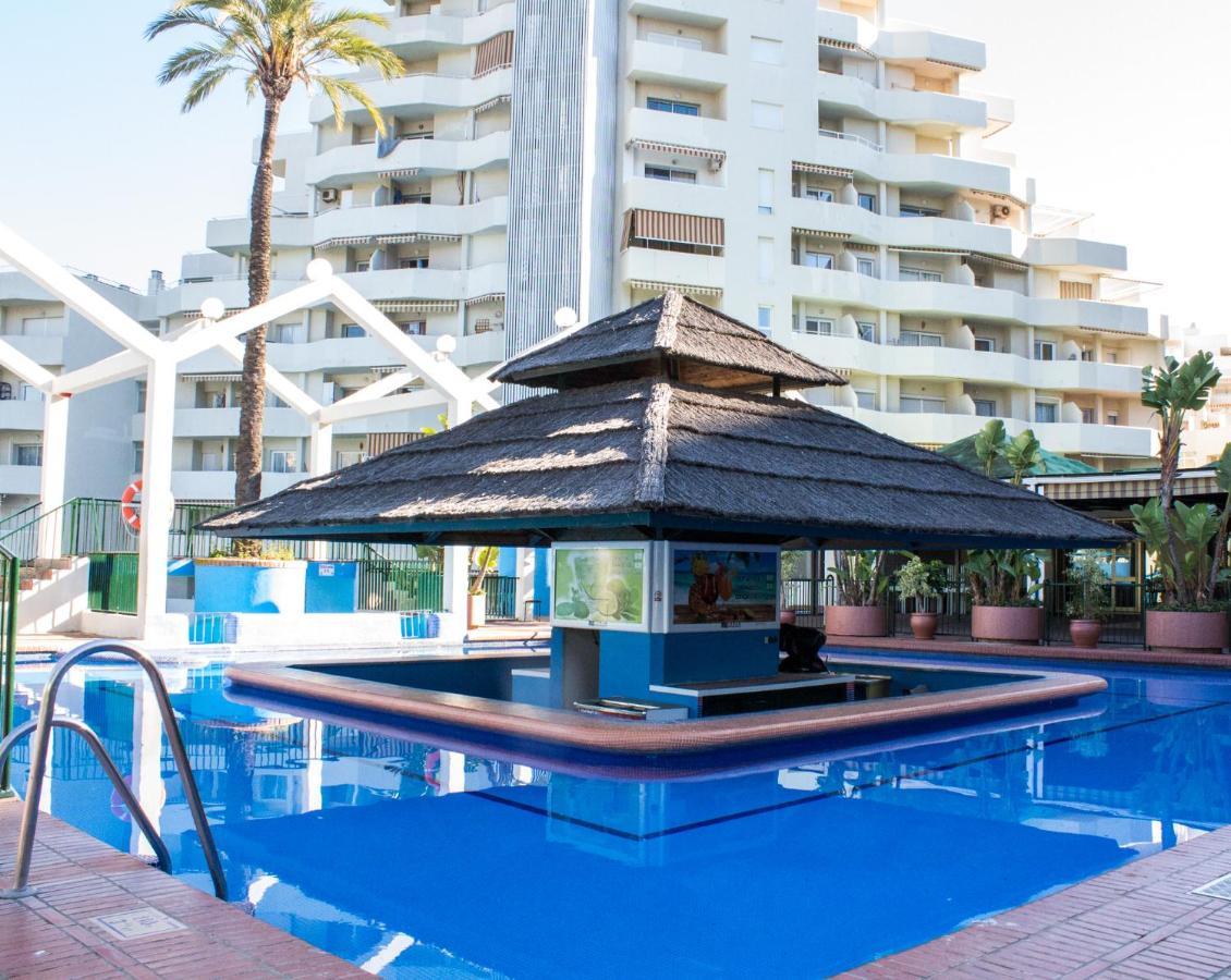 Benal beach suite, estudio con parque acuático y vistas al mar. Benalmádena Exterior foto