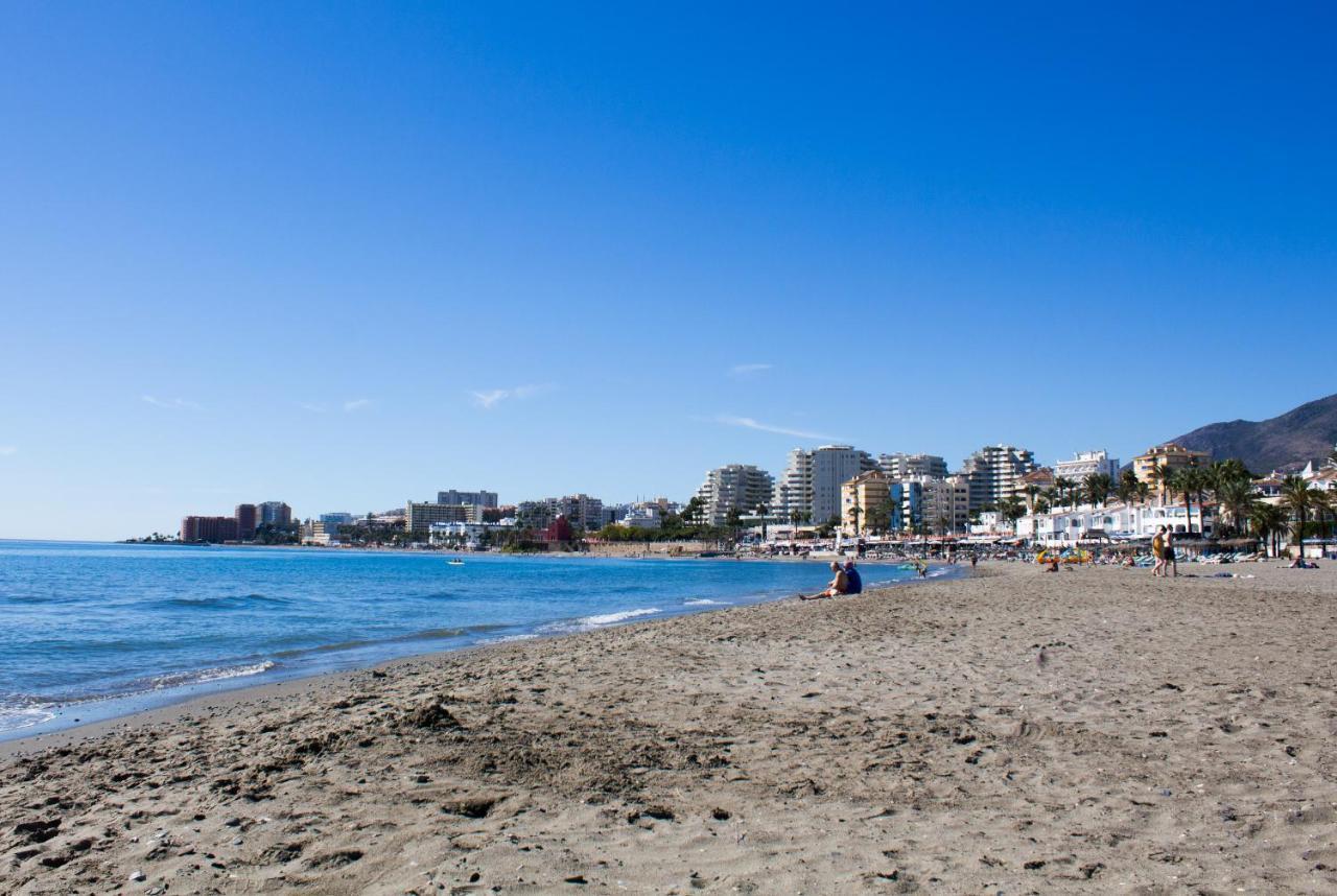 Benal beach suite, estudio con parque acuático y vistas al mar. Benalmádena Exterior foto