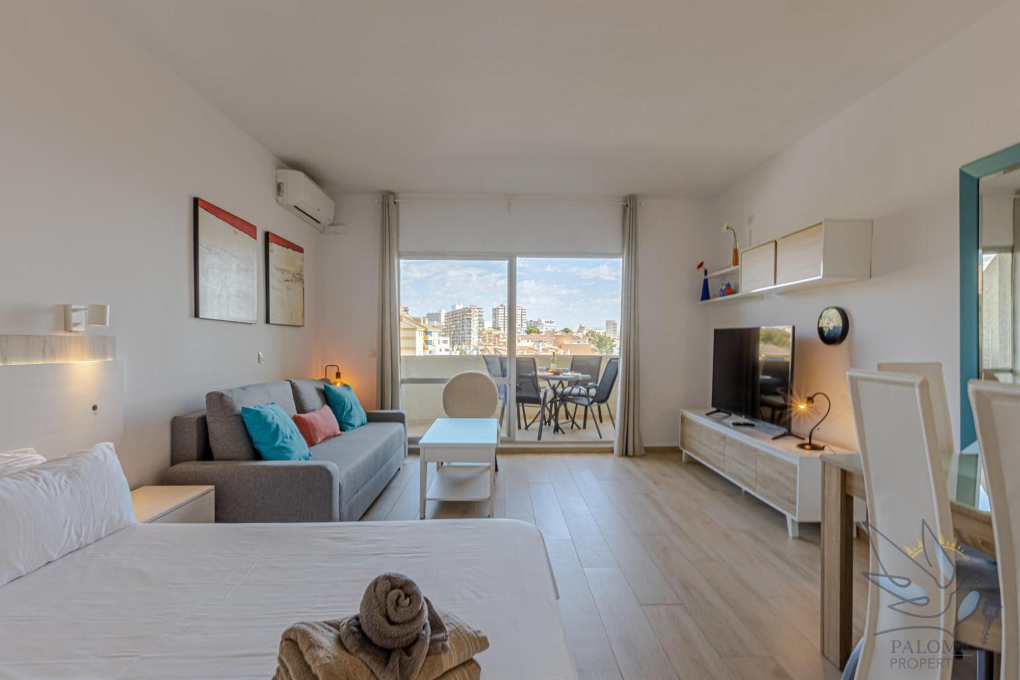 Benal beach suite, estudio con parque acuático y vistas al mar. Benalmádena Exterior foto